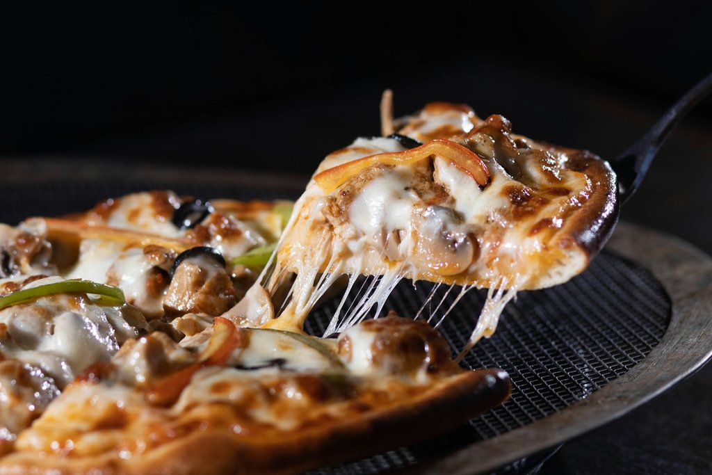 Al Baik Pizza & Broast