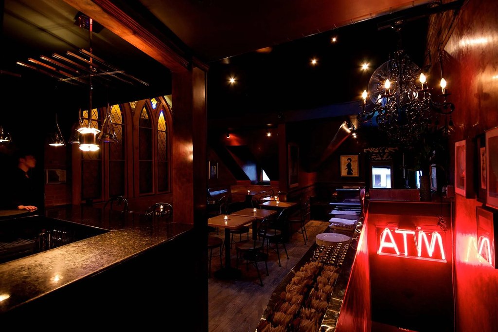 7 West Cafe